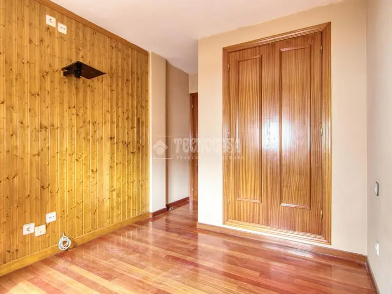 Piso en venta en Delicias Pajarillos 2 dormitorios garaje y trastero