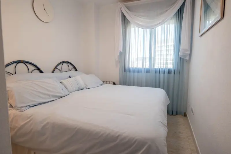 Apartamento en Calpe con Vistas al Mar Mediterráneo y Piscina
