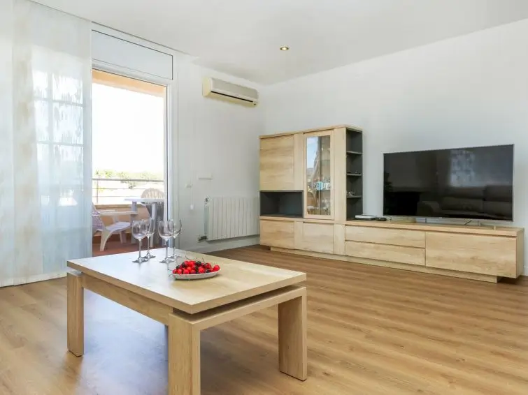 Casa Villa 4 Dormitorios Alquiler Cunit Espa	
