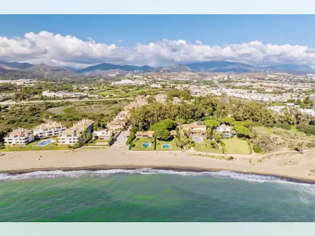 Terreno en venta Estepona, España
