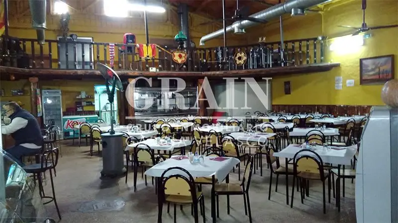 Venta Local Comercial con Terraza en Salobral