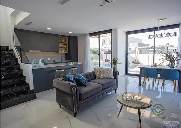 Villa en Los Montesinos con Piscina Privada y Jardin