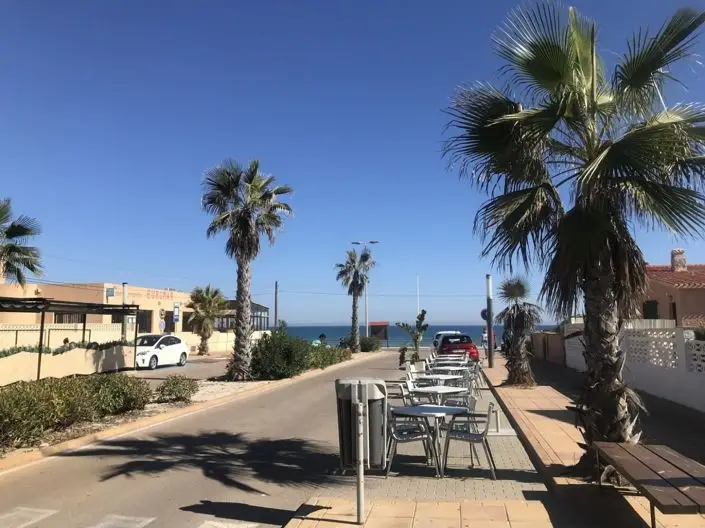 Villa en Venta 4 Dormitorios Torrevieja Playa La Mata