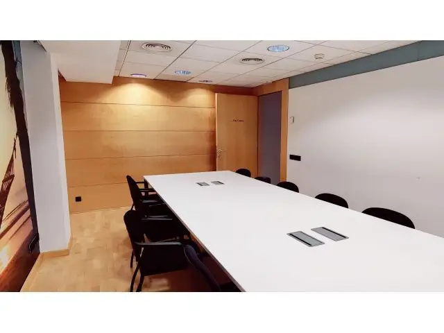 Oficina en Alquiler en Via Augusta Barcelona 607m2
