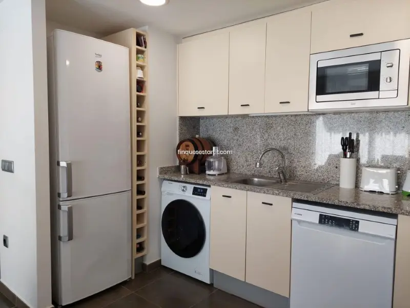 Apartamento Lujoso en L'Estartit con Vistas al Mar