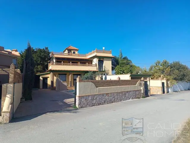 Villa de Lujo 6 7 Dormitorios Piscina Privada Cerca de la Playa