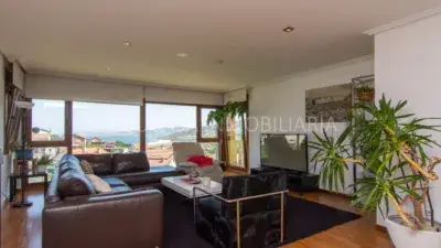 Chalet en Alquiler en Zona Tranquila con Vistas al Mar