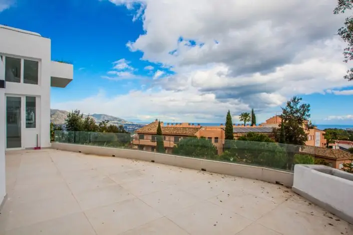 Apartamento 3 Dormitorios Lujo La Mairena Vistas al Mar