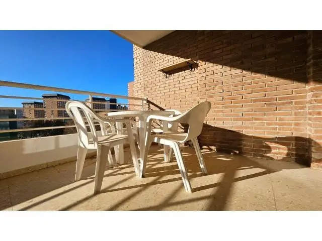 Apartamento en Benidorm 70m2 1 Dormitorio Piscina Parking