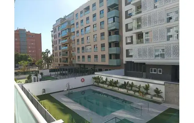 Apartamento 3 Dormitorios Málaga Amueblado Piscina Wifi