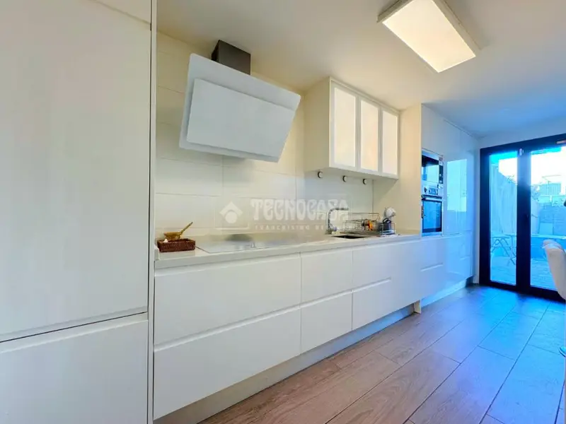 Chalet Adosado en Arroyomolinos 4 Dormitorios 208m2