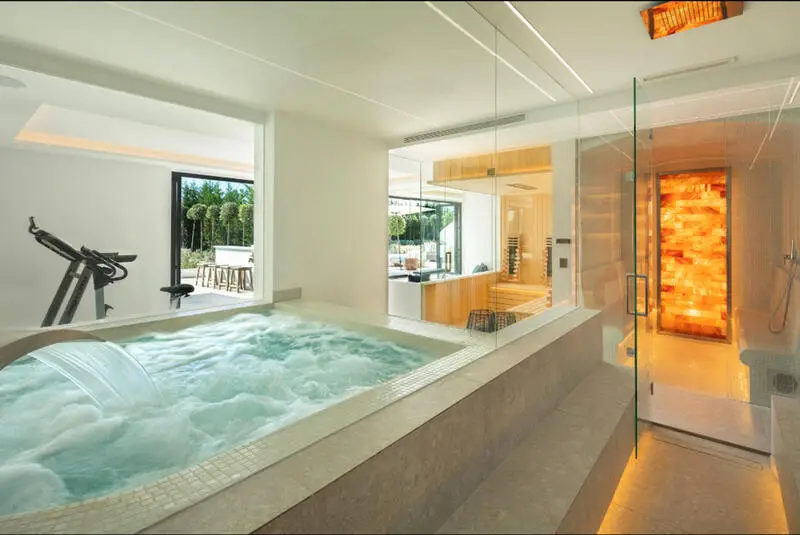 Villa de Lujo 5 Dormitorios Nueva Andalucía