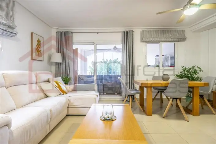 Apartamento 3 Dormitorios en Venta Cerca de Campo de Golf