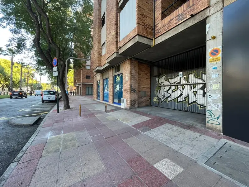 Garaje en Alquiler Murcia Ciudad - Avda Abenarabi