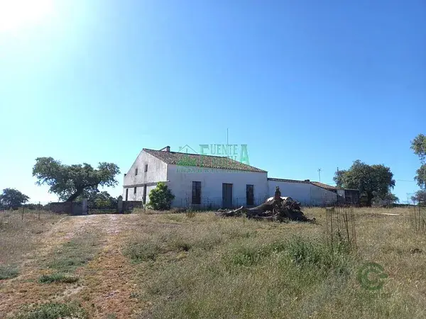 Finca Rustica 80 Ha Badajoz Ganaderia Casas