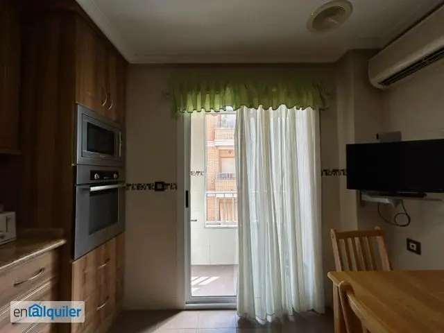 Alquiler piso trastero Novelda