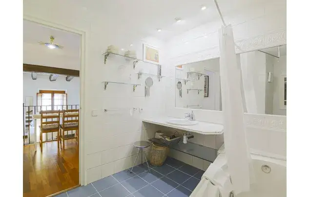 Estudio Renovado en el Borne, Barcelona - Cerca de Las Ramblas