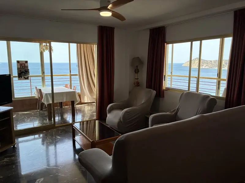 Apartamento en Benidorm con vistas panoramicas al mar y Terra Mitica
