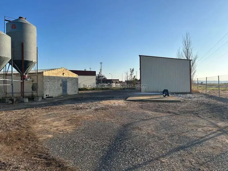 Parcela Industrial en Venta Caparroso 7692m2