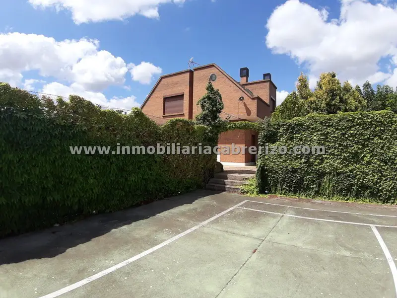 Venta Chalet Villamediana de Iregua 1200m2 Parcela Piscina