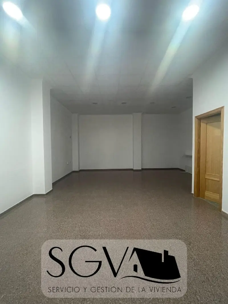 Venta Local Comercial Centro Novelda 100m2