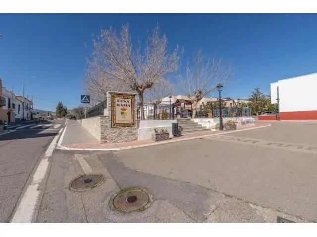 Casa Adosada en Doña Maria cerca de Almería