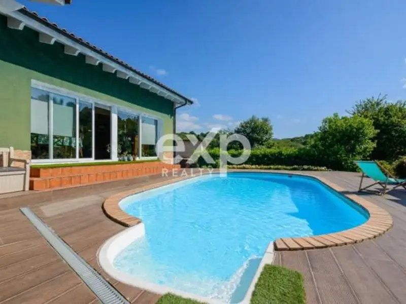 Venta Chalet 3000m² Langreo Asturias Jardin Piscina  Edificable