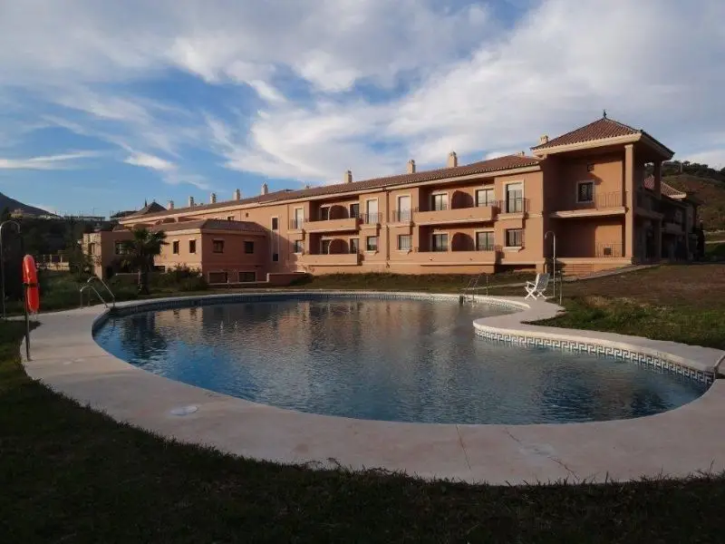 Residencia Jarazmin Malaga 64 Dormitorios Villa de Lujo para Mayores