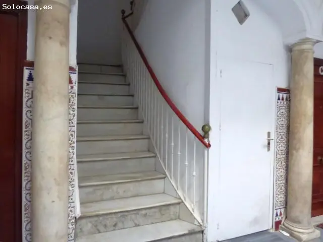Vivienda Amplia Junto Iglesia San Lorenzo - Ideal Familias e Inversion