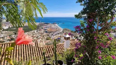 Chalet en Almuñécar con piscina privada y vistas al mar