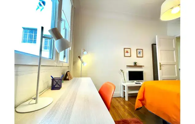 Habitaci
ón 150m
² Bilbao Alquiler Media Larga Duraci
ón