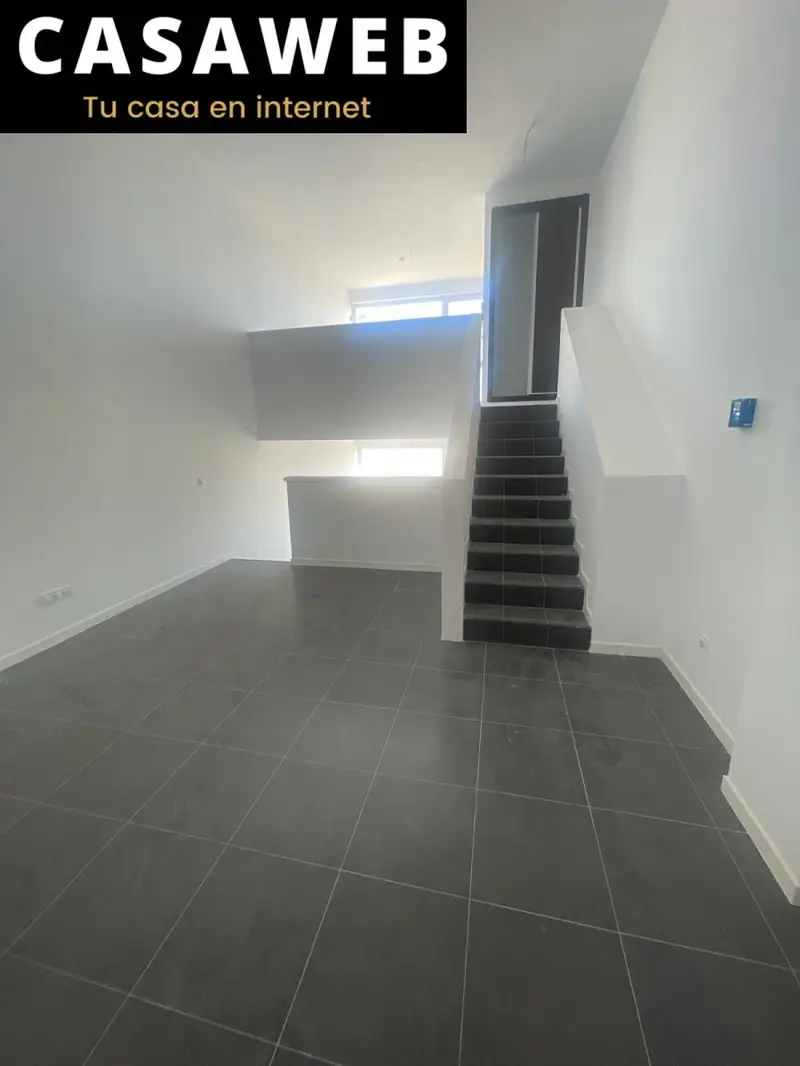 Venta Chalet con chimenea y piscina en Albacete