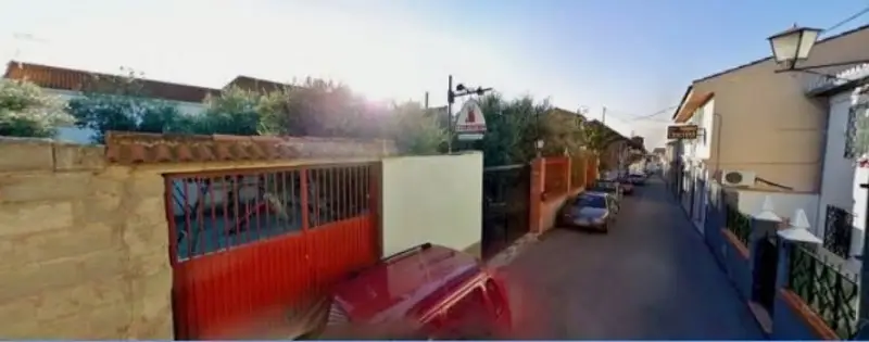 Venta Solar en Centro Gojar 610m2 Edificabilidad 1098m2 Restaurante