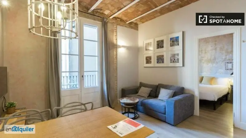 Piso de 2 dormitorios en alquiler en L'Esquerra De L'Eixample, Barcelona