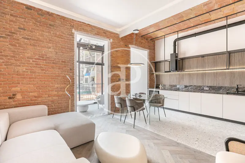 Piso 127m2 Eixample Esquerra Reformado  2 Hab 2 Baños Suite