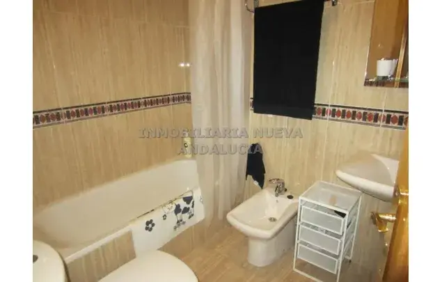 Alquiler Apartamento 3 Dormitorios 115m2 Almeria