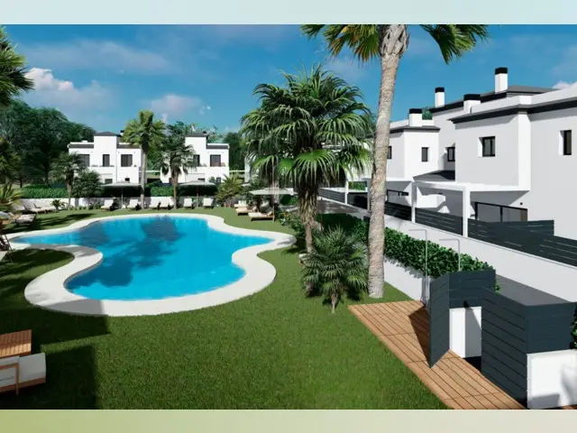Casa en Gran Alacant 2 Dormitorios Jardin Privado