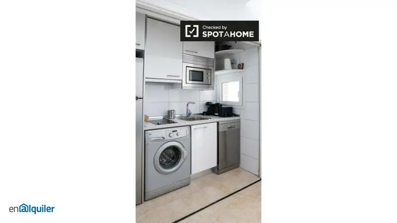 Estudio con Terraza cerca de Metro Legazpi Madrid