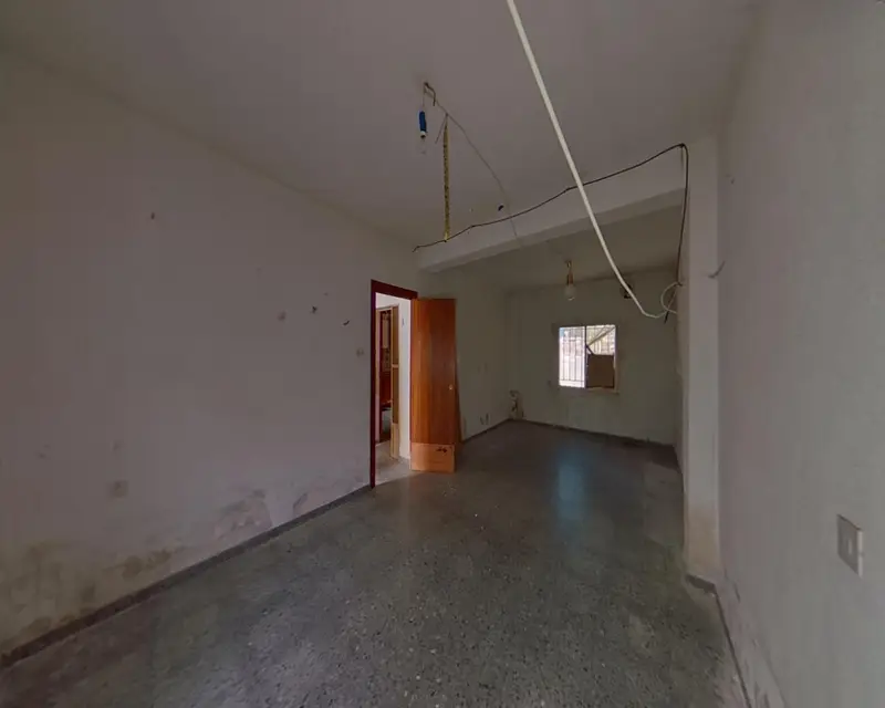 Unifamiliar de 385.0 m² en Zubia