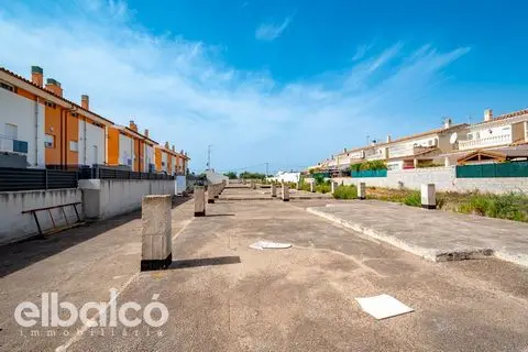 Solar para 10 Chalets Pareados en Vinaroz Cerca de la Playa