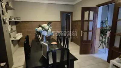 Casa Adosada 5 Habitaciones Centro