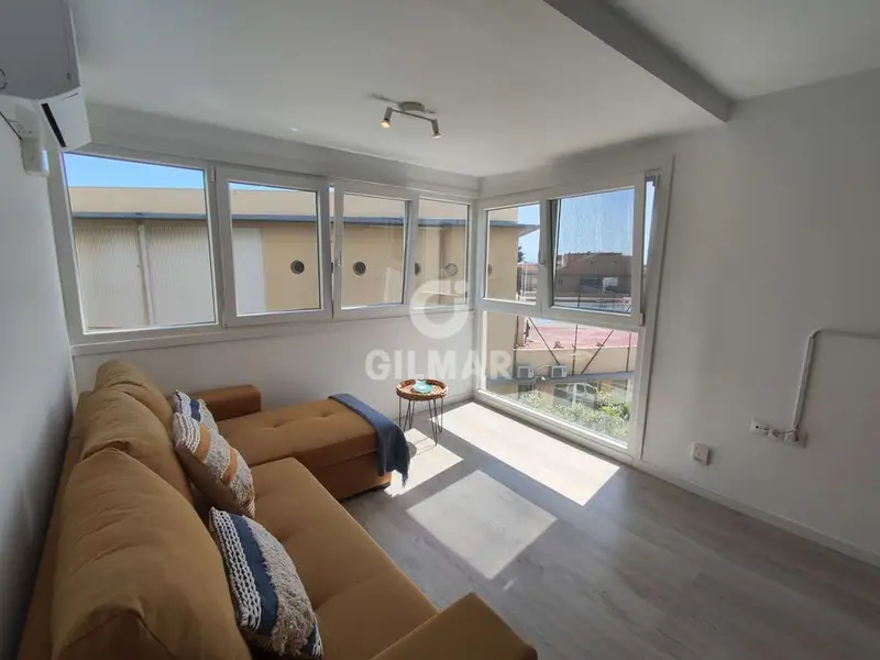 Apartamento en Estepona Centro con Vistas al Mar