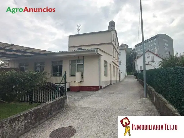 Venta  de Casa con vivienda y local de hostelería en A Coruña