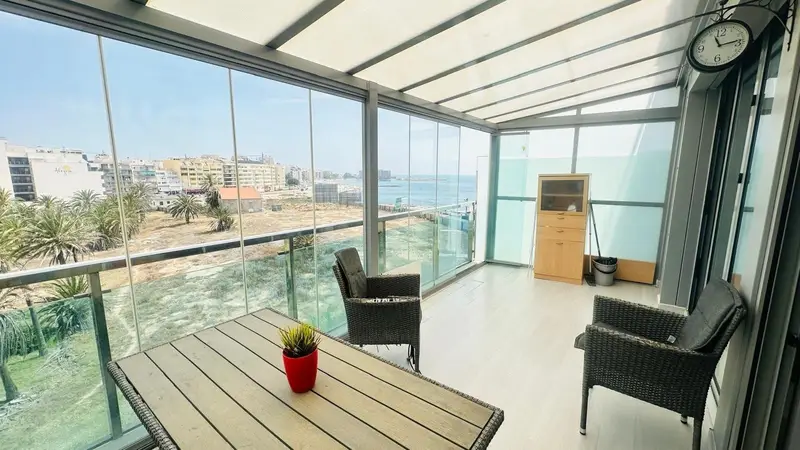 Atico en Torrevieja 2 Dormitorios 2 Baños Piscina y Gimnasio