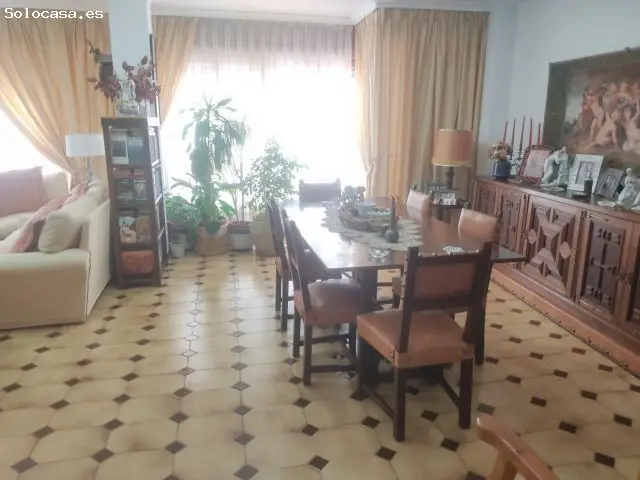 Vivienda 148m2 Almansa Centro 4 habitaciones 2 baños Garaje