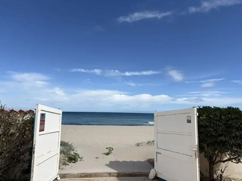Villa de Lujo Frente al Mar en La Manga Murcia