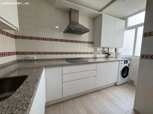 Piso en Alquiler en Sevilla con Garaje y Terraza
