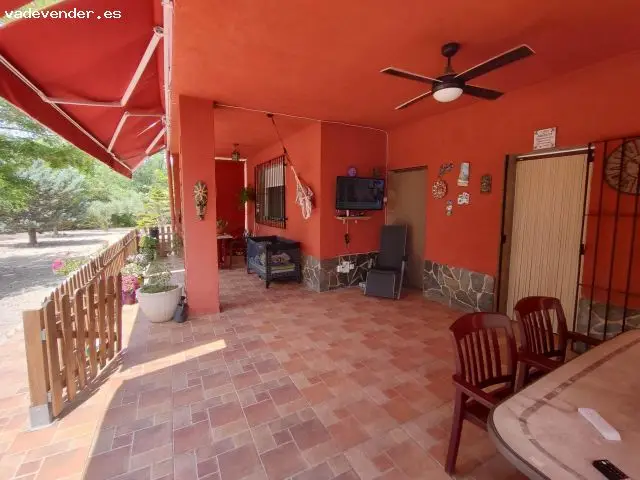 Chalet en Almansa con Piscina y Barbacoa
