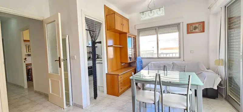 Apartamento en Gandia con Vistas al Mar y Terraza