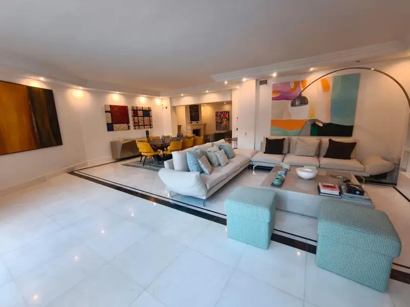 Apartamento de Lujo en Puerto Banus 4 Dormitorios Playa Piscina